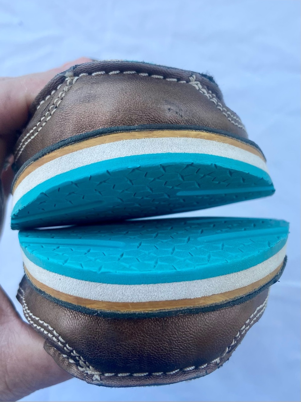 Ariat Women's Aztec Rainbow Southwestern Cruiser Metallic - Moc Toe Size 8.5B - Picture 12 of 17